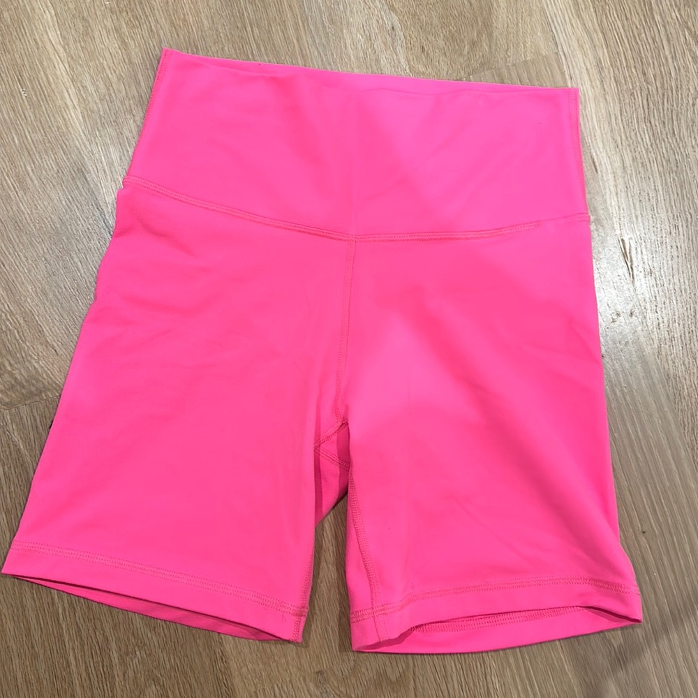 TNA action biker shorts